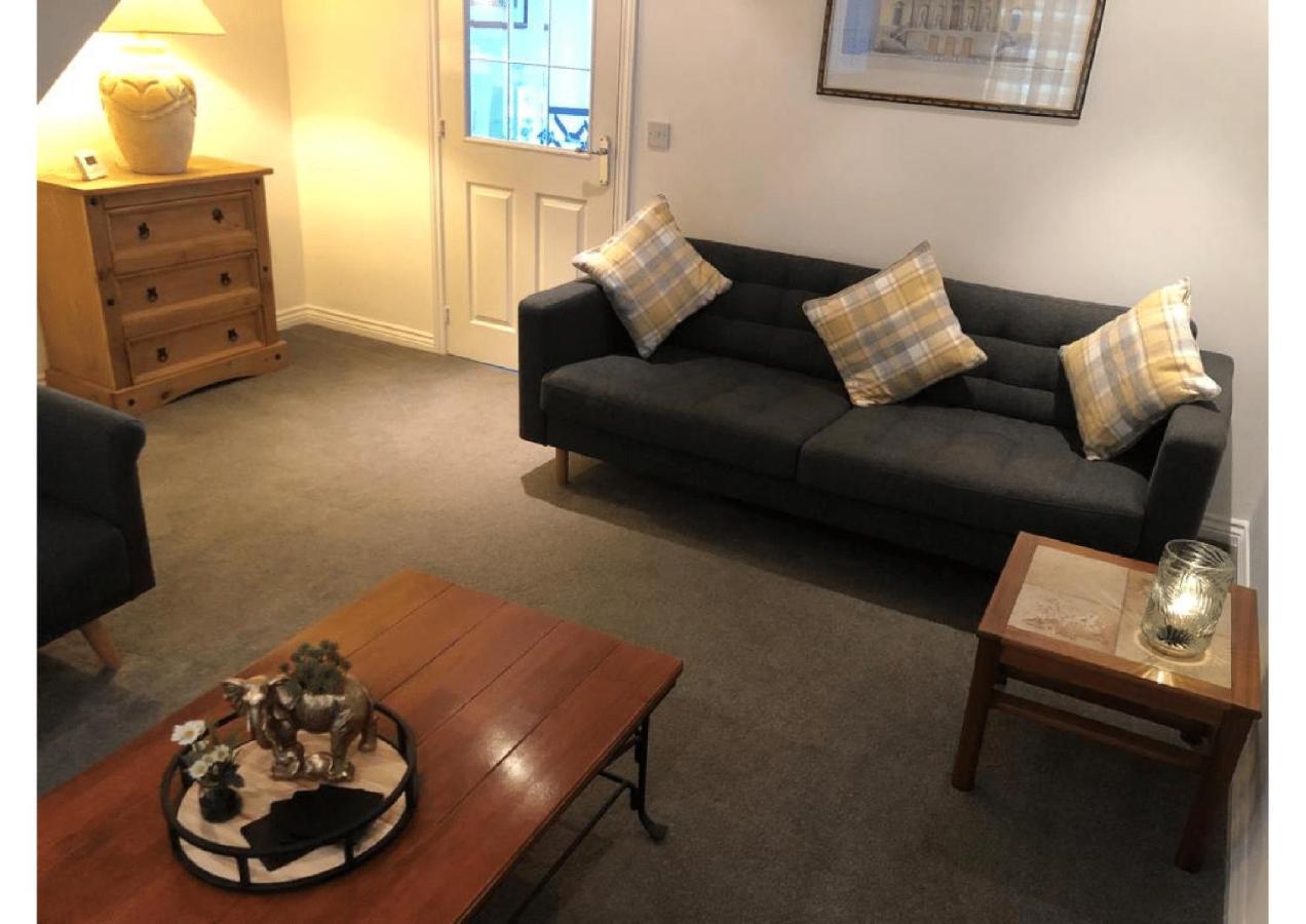 Perfectly Placed 3 Bed Home In A Peaceful Close Darlington  Exteriör bild