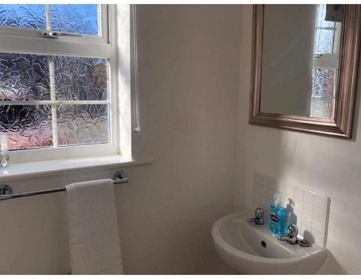 Perfectly Placed 3 Bed Home In A Peaceful Close Darlington  Exteriör bild